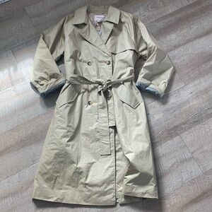 Soaked in Luxury Chicago Trench Coat Twill Colour Size Medium